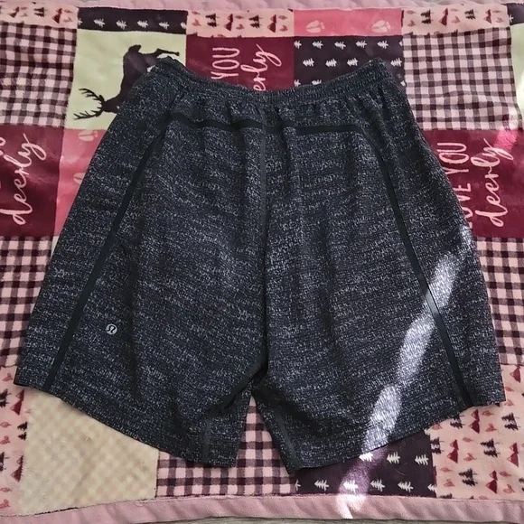 Lululemon Black Active Short Size‎ Small - Picture 3 of 6